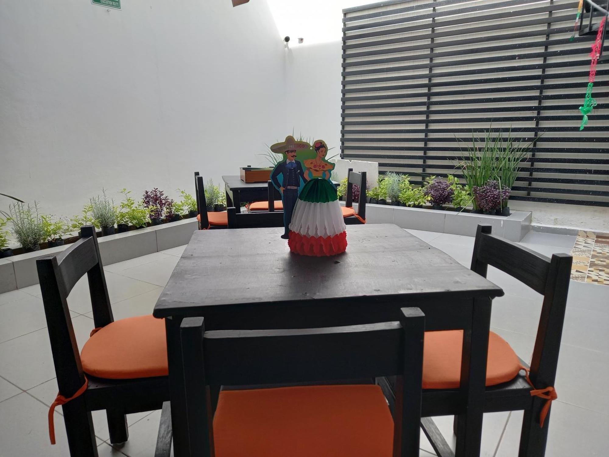 Tu Estancia Guadalajara Eksteriør billede